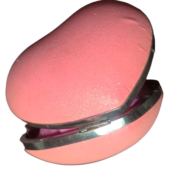 Pink Puffed Glitter Heart Clutch Purse - Picture 4 of 11